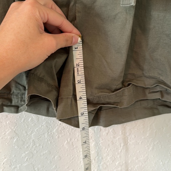 A New Day olive green shorts size 8 high wasted - Picture 7 of 7